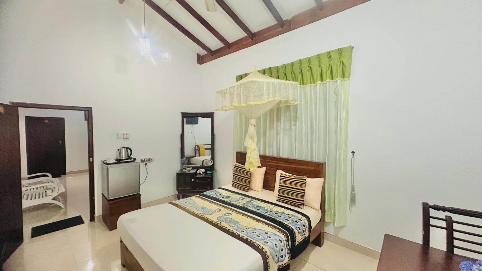 New Peacock Resort Dambulla Habitación foto